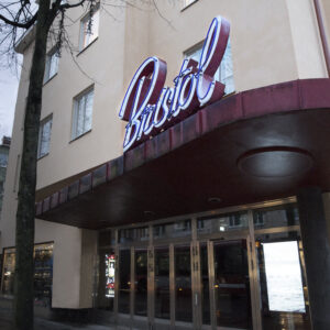 Bristol_klassisk_äkta_Neonskylt_profil1_Blått_filterglas_centrumneon_3