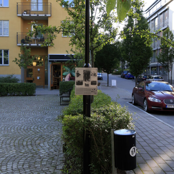 Stolpskylt i Rostfritt Stål med Lasergraverad och Färgfylld Dekor - Bild 11