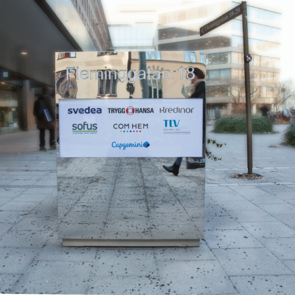 Pylonskylt i Blankt Rostfritt med Ljuslåda och Digitaltryckt Logotyp - Bild 2