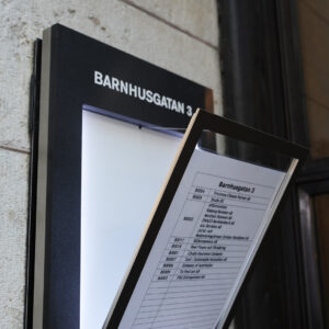 Infoskåp_fabege_clarex_skyltar_3
