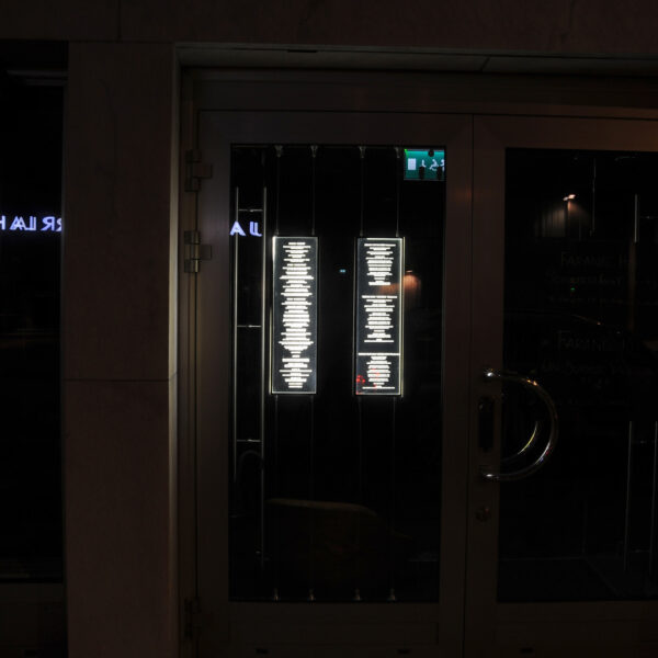 Menyskylt – Akrylight-skylt med Rostfri Ram och Vajerupphängning - Bild 5