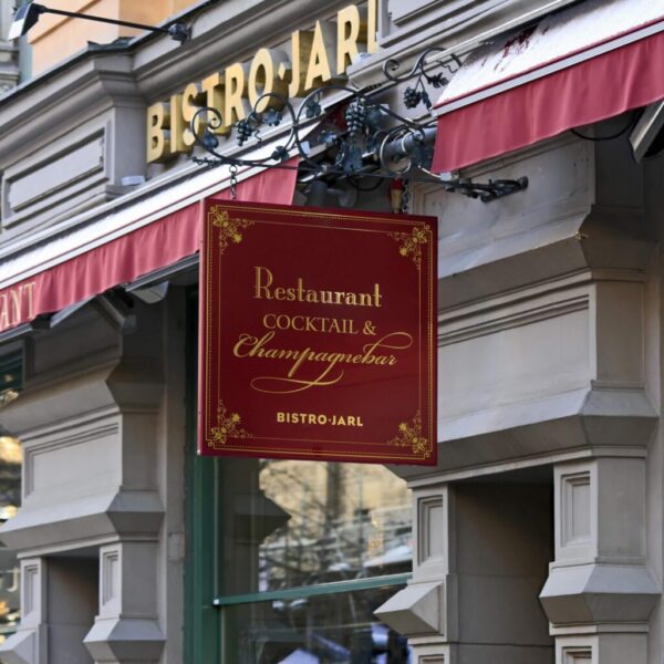 Bistro Jarl Smidesskylt med Dubbelsidig Platta & Krom Guldvinyl