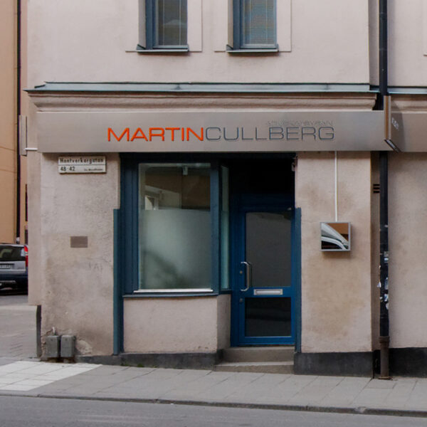 Ljuslåda med Spegelfront och Negativt Blästrad Logotyp - Bild 4