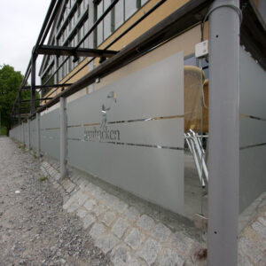 fonsterdekor_junibacken_clarex_skyltar_3_L