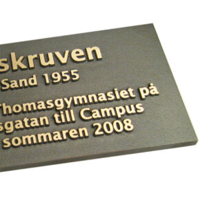 gjutna_skyltar_skolskruven_5_L