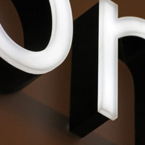 profilskyltar_axelsons_spa_diodskyltar_clarex_3_L