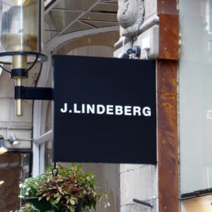 Ljusskylt med LED för J. Lindeberg svart & vit