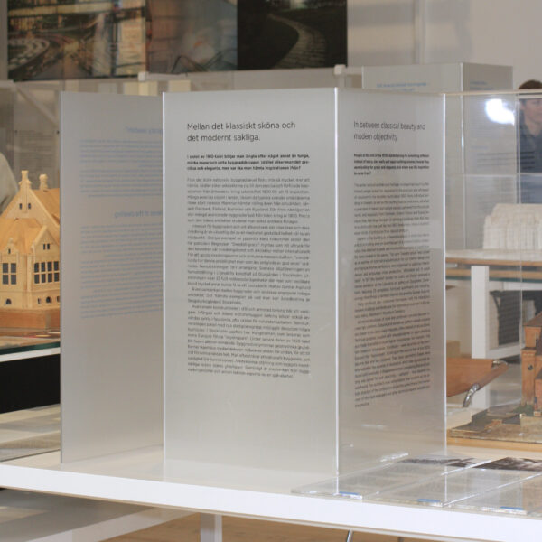 Moderna Museet Arkdes Informationsskylt Arkitekturmuseet i transparent akryl - Bild 4
