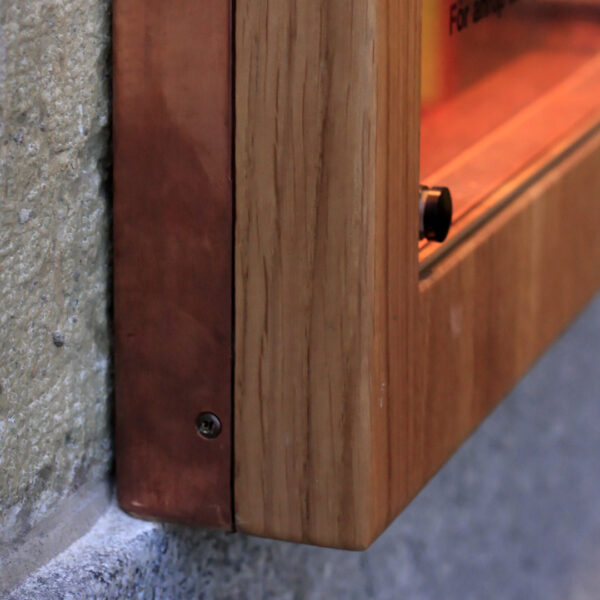 Fastighetsregister Lundbergs i ek med LED-belyst glas - Bild 21