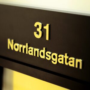 info_hanvisningsskyltar_hufvudstaden_clarex_skyltar_4