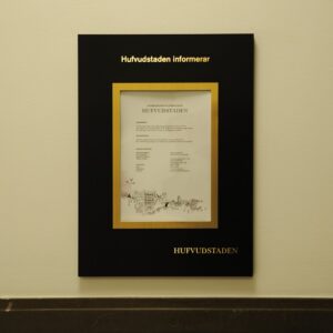 Fastighetsregister Hufvudstaden Norrlandsgatan – mässing & svarteloxerad aluminium
