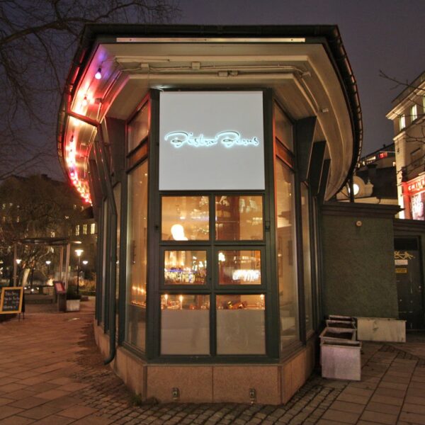 Fasadskylt Berns Bistro – profil 3 med mässingstopp - Bild 4