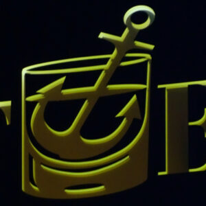 Ljusskylt_Tueed_burgundy_clarex_skyltar_3