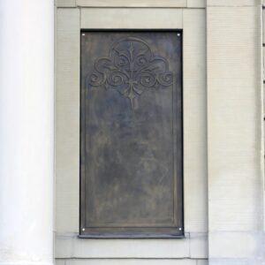 Brandstodsbolagets hus Ornament gjuten bronstavla fasadskylt med upphöjd dekor, heloxiderad finish
